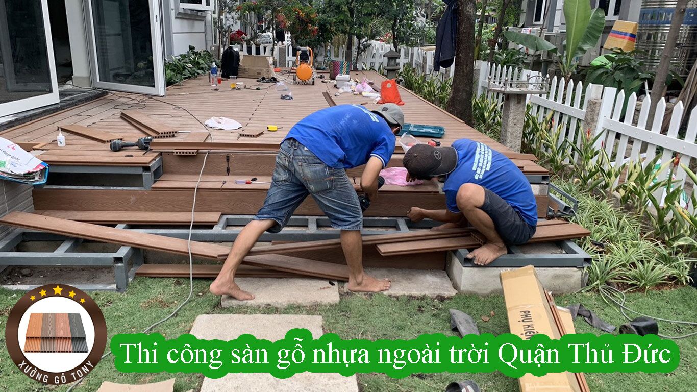 Thi công sàn gỗ nhựa ngoài trời