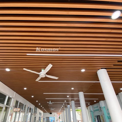 Trần lam nhựa giả gỗ Trần lam nhựa giả gỗ