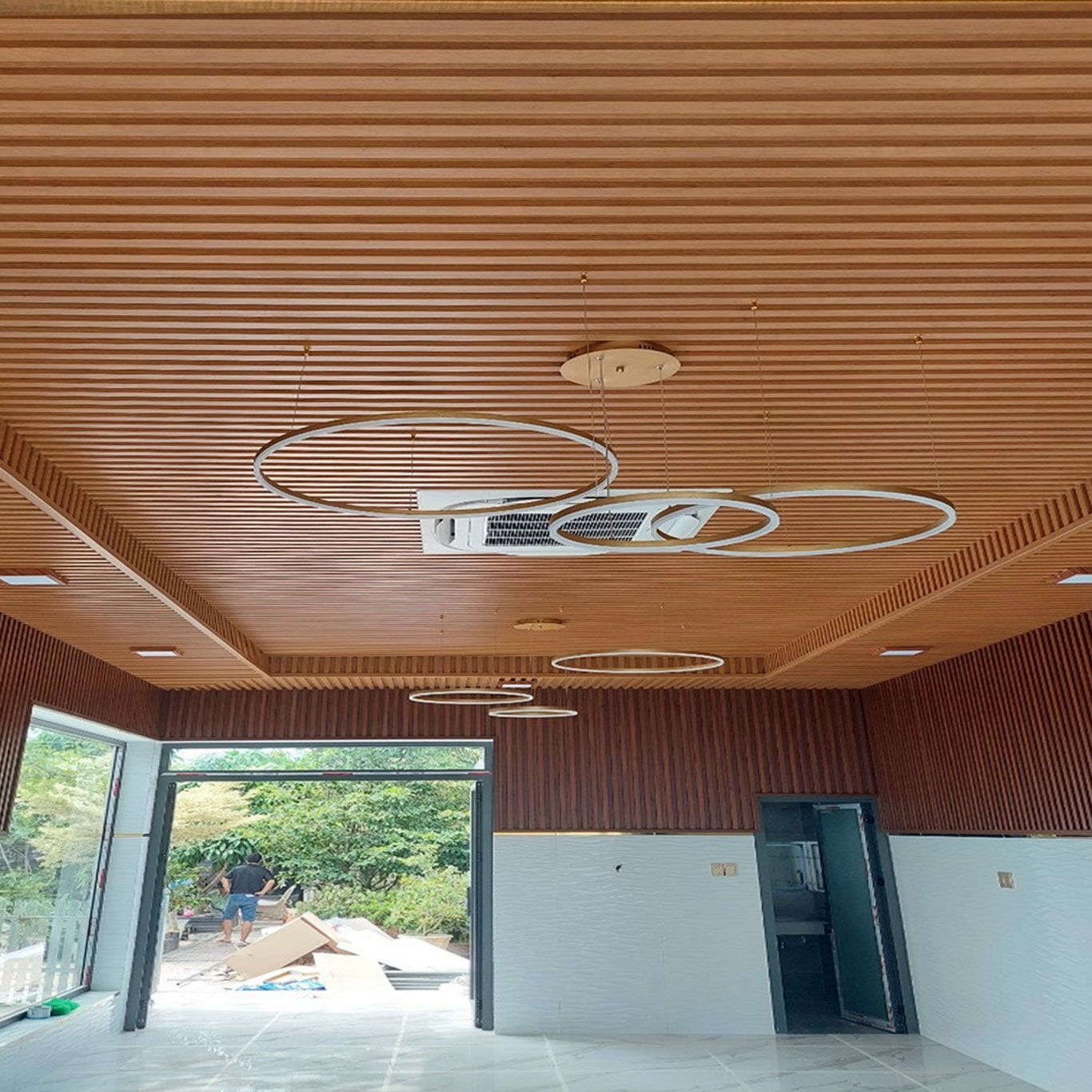 Trần nhựa giả gỗ cao cấp - Vẻ Đẹp Sang Trọng Trần nhựa giả gỗ iWood 3S15