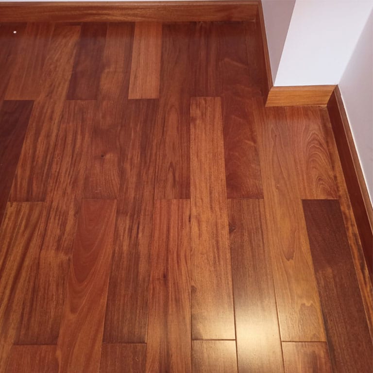 Sàn gỗ căm xe - Sự kết hợp hoàn hảo giữa độ bền và thẩm mỹ Sàn gỗ căm xe - Sự kết hợp hoàn hảo giữa độ bền và thẩm mỹ - Ảnh 2