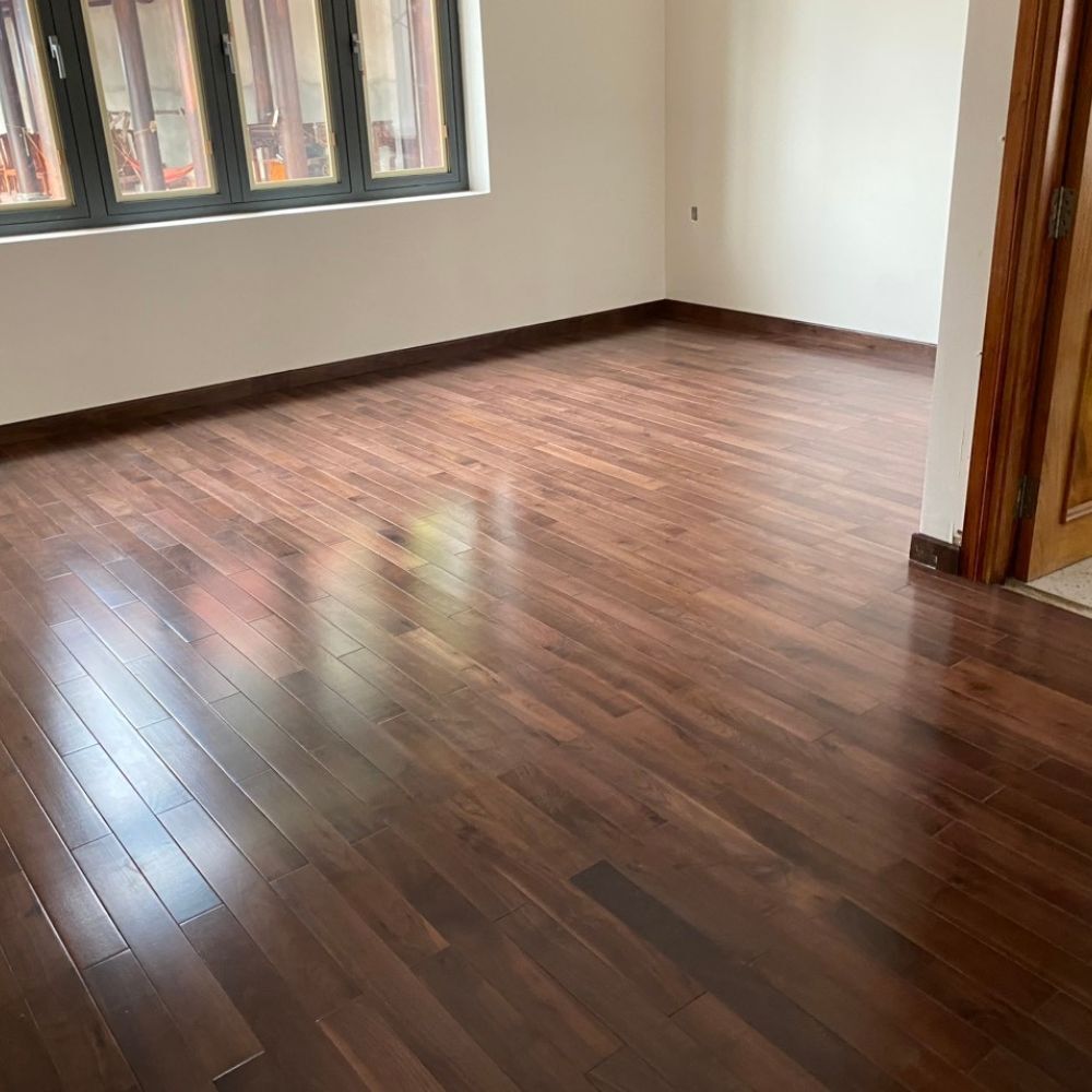 Sàn gỗ Óc Chó (Walnut) - Sàn gỗ tự nhiên cao cấp Sàn gỗ Óc Chó (Walnut) - Sàn gỗ tự nhiên cao cấp