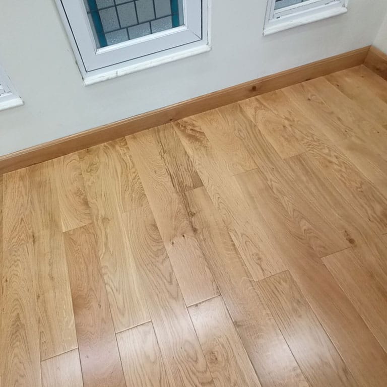 Sàn Gỗ Sồi Tự Nhiên - Đẹp Bền, Chống Mối Mọt | Xưởng Gỗ Tony Sàn Gỗ Sồi Tự Nhiên - Đẹp Bền, Chống Mối Mọt | Xưởng Gỗ Tony - Ảnh 4