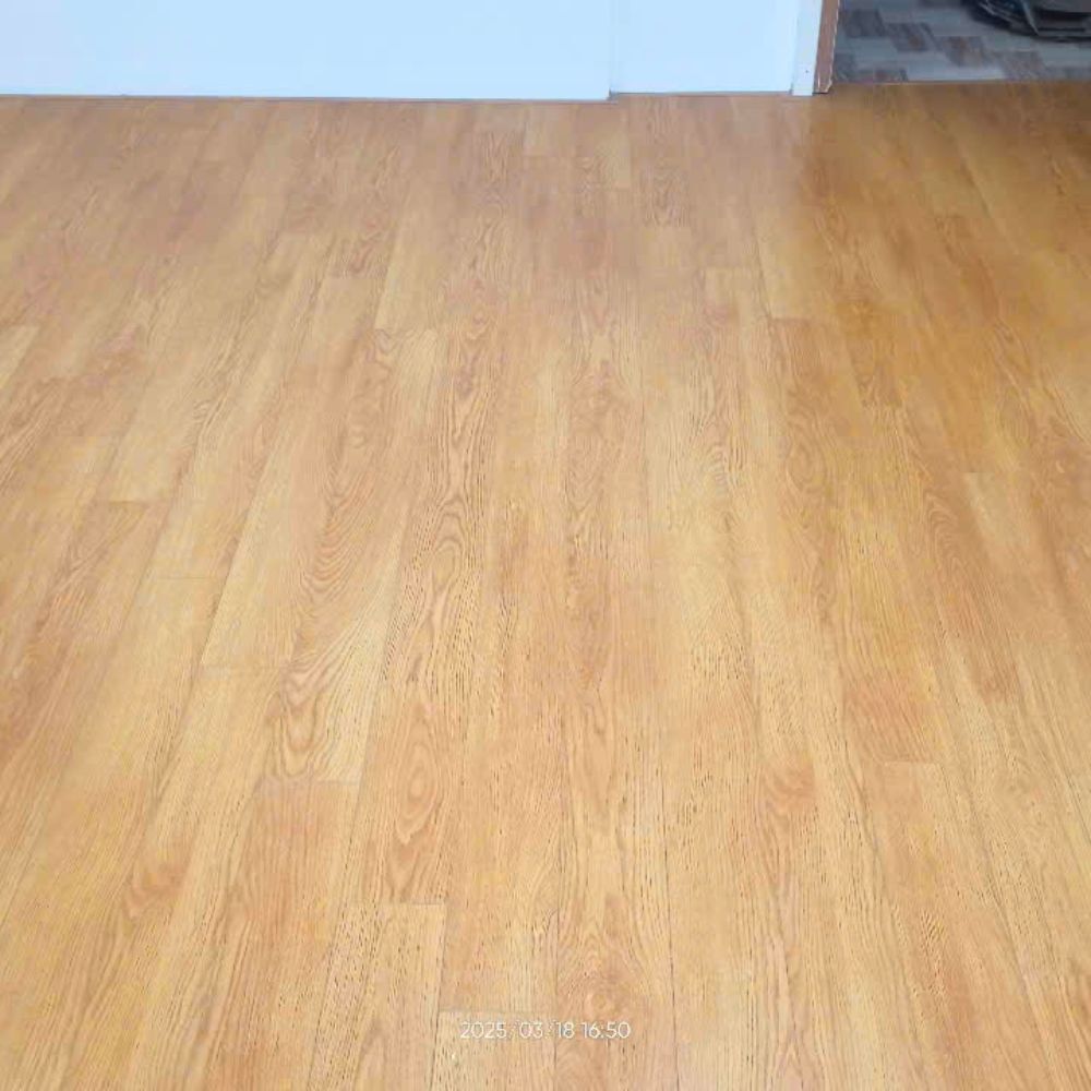 san-go-wilson-W446 Sàn gỗ công nghiệp Wilson W446 - Màu Gỗ Sồi Vàng (Golden Oak)