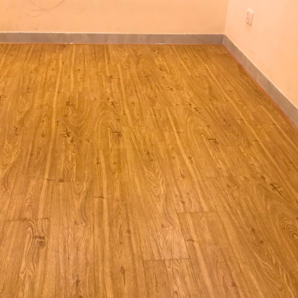 Sàn gỗ công nghiệp Wilson W558 - Màu Sồi Vàng Tự Nhiên (Natural Oak) Sàn gỗ công nghiệp Wilson W558 - Màu Sồi Vàng Tự Nhiên (Natural Oak)